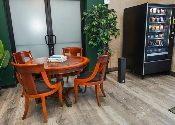Modern South Loop 2br With View Of Skyline Patio And Gym Access Near Mccormick Place Convention Center & Museum Campus Apartamento *