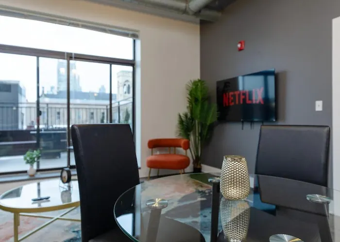 Modern South Loop 2br With View Of Skyline Patio And Gym Access Near Mccormick Place Convention Center & Museum Campus Apartamento Chicago