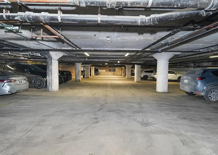 Modern South Loop 2br With View Of Skyline Patio And Gym Access Near Mccormick Place Convention Center & Museum Campus *