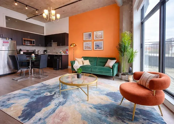 Modern South Loop 2br With View Of Skyline Patio And Gym Access Near Mccormick Place Convention Center & Museum Campus